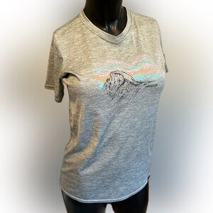 NWOT Patagonia Capilene base layer size Sm NEW ft. Yosemite’s famous Half Dome